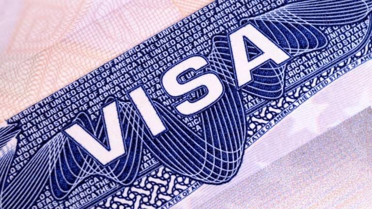 Obesidad, diabetes y edad avanzada: nuevas razones médicas para negar visas en Estados Unidos