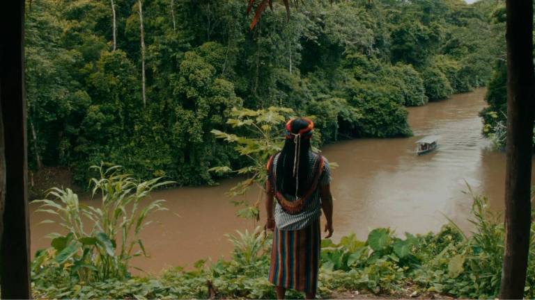 Una de las escenas de El Río de los Espíritus, dirigido por el Colectivo Tawna, competirá en la Selección Internacional de Medios y Cortometrajes 2026, en Suiza.