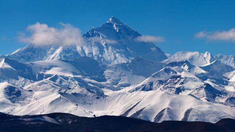 Estafa masiva en el Everest: cayó una red criminal que envenenaba turistas para forzar rescates