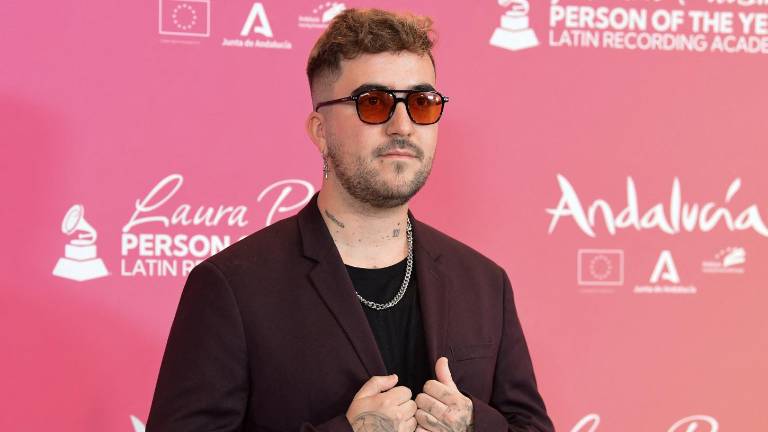 El cantante Beret fue detenido en medio de una investigación por presunta agresión sexual