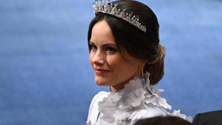 Carlos Felipe de Suecia solo en los Premios Nobel tras vinculación de la princesa Sofía con Jeffrey Epstein