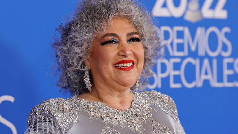 Amanda Miguel prepara un disco de duetos y aclara por qué Ángela Aguilar no estará en el proyecto