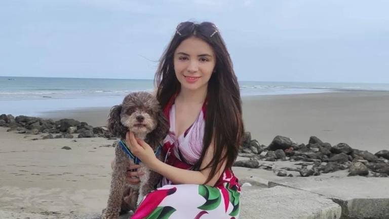 La historia de Lenny Fernández: la abogada que murió abrazando a su perro para salvarlo en el terremoto de Colombia