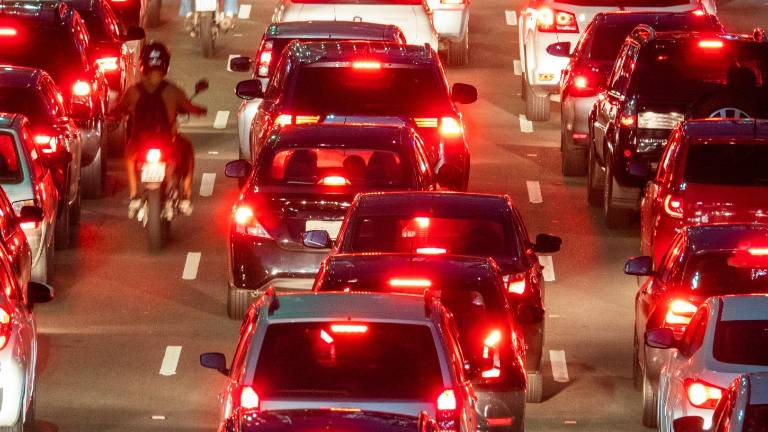 Toque de queda en Ecuador: ¿quiénes están exentos de la restricción y pueden circular de madrugada?