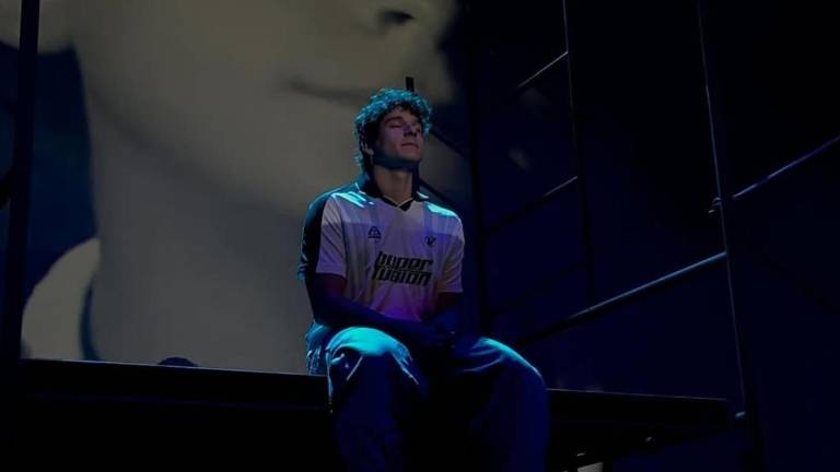 Dicapo fue confirmado como artista invitado en el show de Ed Sheeran.