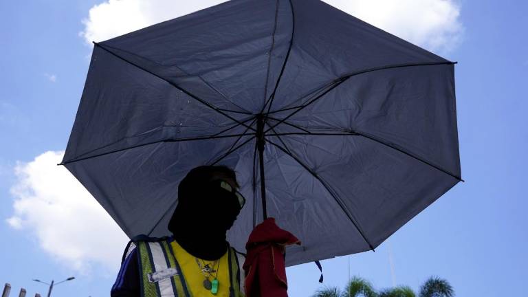 Predicción climática en Guayaquil marcada por calor y radiación intensa este lunes 13 de julio