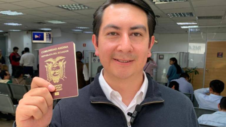 Registro Civil habilita nuevas jornadas para sacar el pasaporte sin turno en octubre: estas son las agencias habilitadas