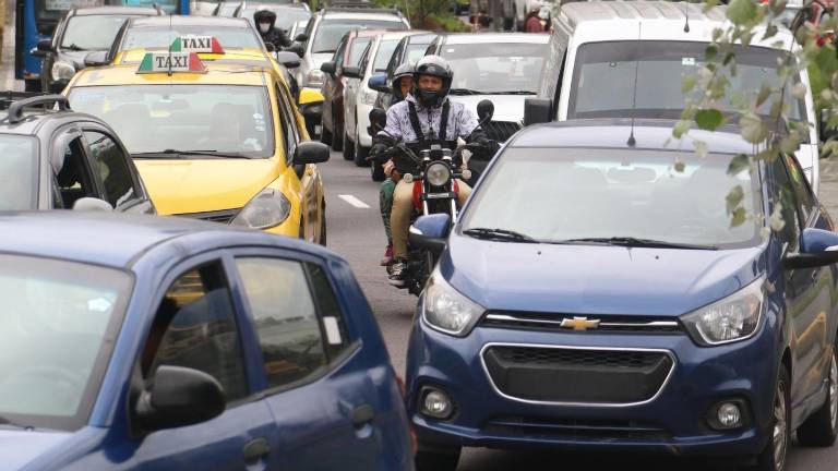 Pico y placa en Quito: ¿Qué vehículos tienen restricción este miércoles 15 de abril?
