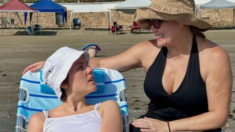 Úrsula Strenge revela nuevos momentos de la recuperación de su hija Camila Nogales