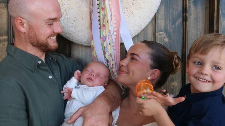 Emilie Kiser revela cómo perdonó a su esposo tras la muerte de su hijo