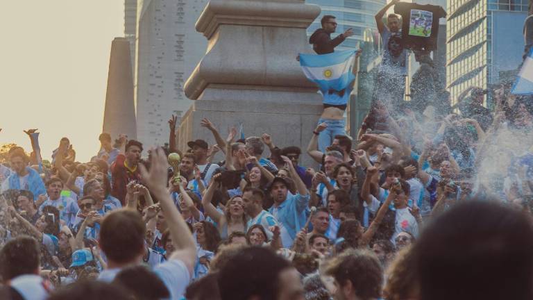 Aficionados argentinos piden repetir la final del Mundial y reúnen miles de firmas