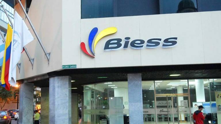 Suspendidos servicios en Biess, SRI y Superintendencia de Compañías por mantenimiento