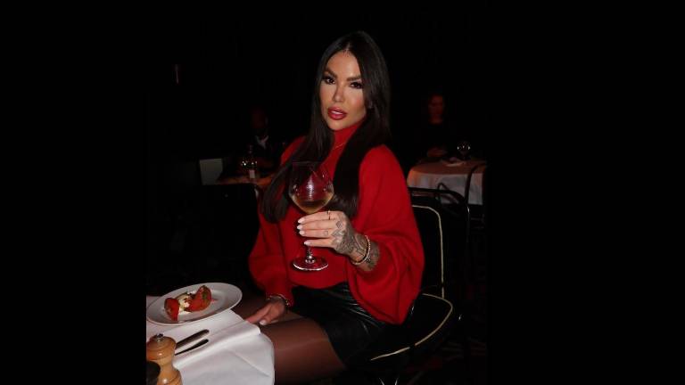 ¿Quién era Kauana Bilhar, la influencer que murió tras caer de un edificio en Dubái?