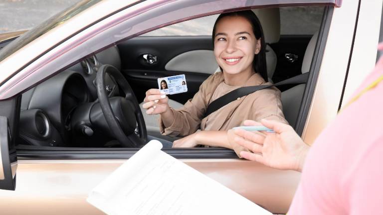 ¿Se puede conducir en el extranjero con la licencia ecuatoriana?: esto es lo que debes saber