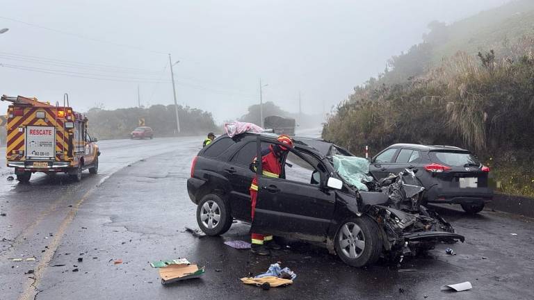 Un fallecido y dos heridos tras siniestro de tránsito en el cantón Quijos, Napo