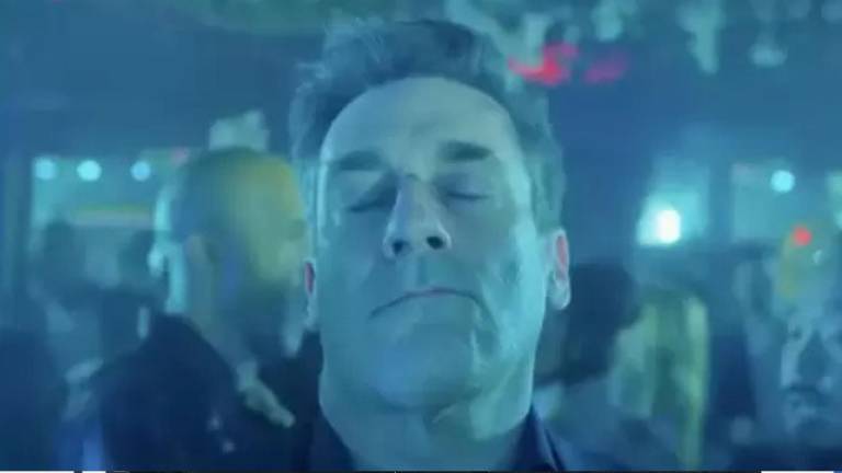 El motivo por el que Jon Hamm aparece bailando en todas las redes sociales: ¿cuál es el origen del meme?