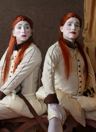 Viola y Sebastián, los dos hermanos gemelos sobre los que gira en torno esta comedia de William Shakespeare.