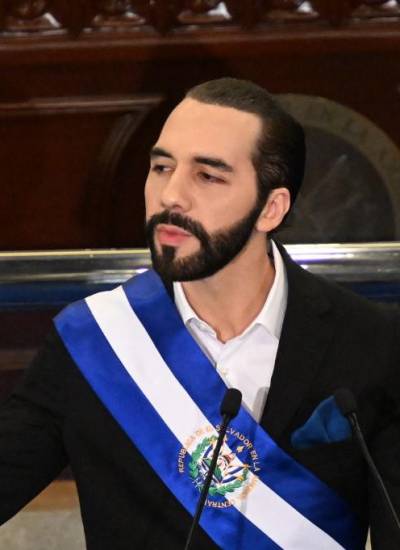 El Salvador reduce el número de diputados de 84 a 60.