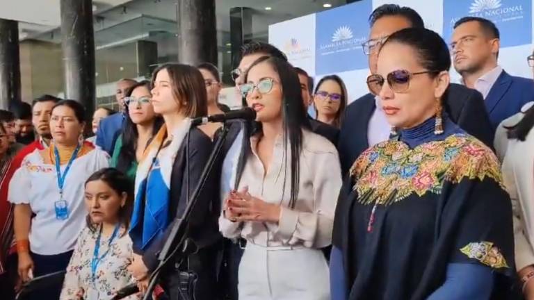 Crisis en la Revolución Ciudadana: así reaccionó el correísmo tras las bajas que reducen su fuerza en la Asamblea