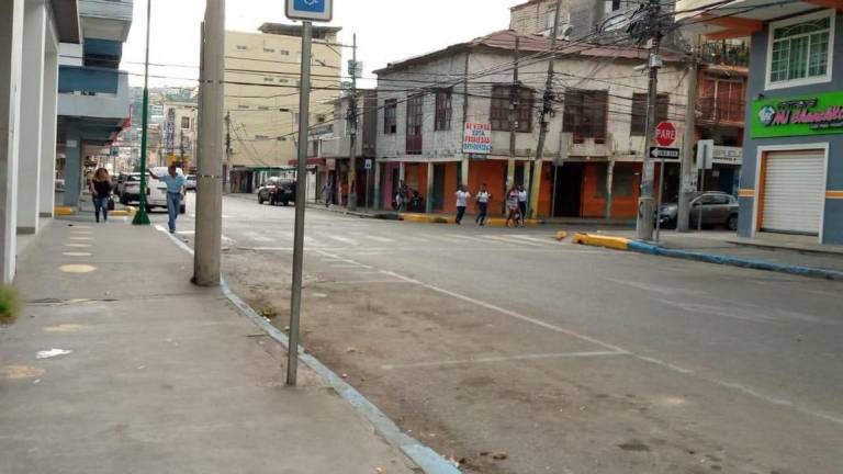 Temor en Esmeraldas: negocios e instituciones cerraron tras amenazas