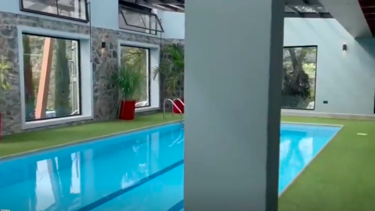 Puertas blindadas, piscina y cajas fuertes: Así era la lujosa casa del ‘Gato Farfán’ en Ecuador