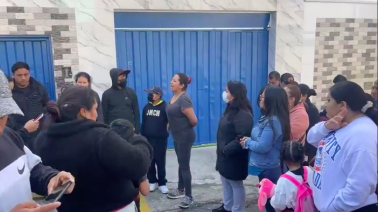 Conserje habría abusado de varios niños en una escuela de Quito: padres temen que el acusado quede en libertad