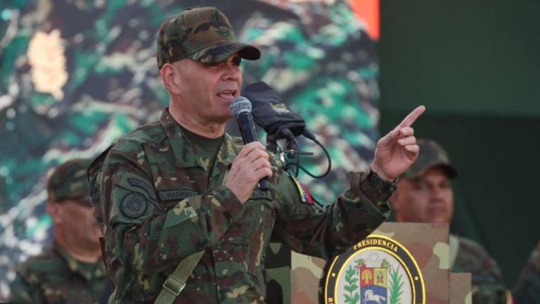 Venezuela denuncia 'secuestro político' de Maduro tras pronunciamientos diplomáticos y militares