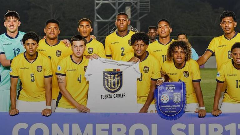 Jugadores de Ecuador reunidos antes de debutar el Sudamericano Sub 17 frente a Paraguay el pasado 3 de abril de 2026.
