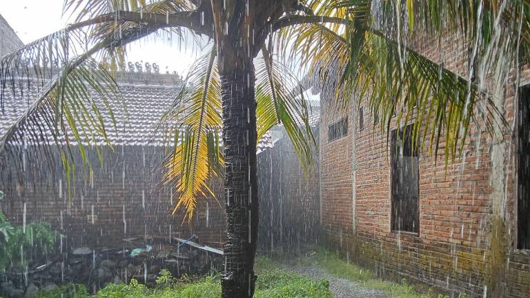 Alerta del INAMHI: Lluvias intensas y tormentas en Ecuador hasta el 18 de octubre