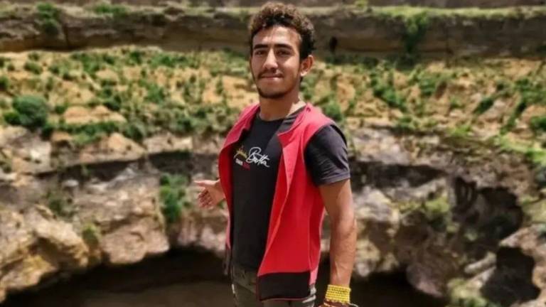 ¡Tragedia! Falleció el 'Spiderman de Yemen' al caer en un cráter volcánico