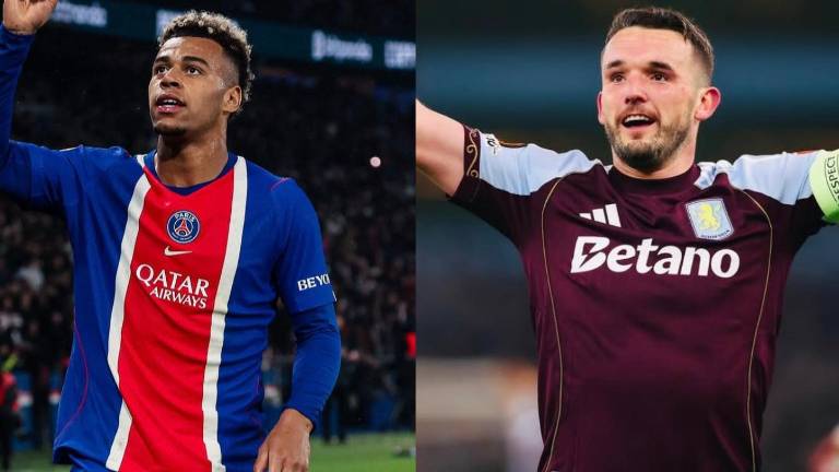 Désiré Doué es jugador del PSG, mientras que John McGinn es jugador de Aston Villa.