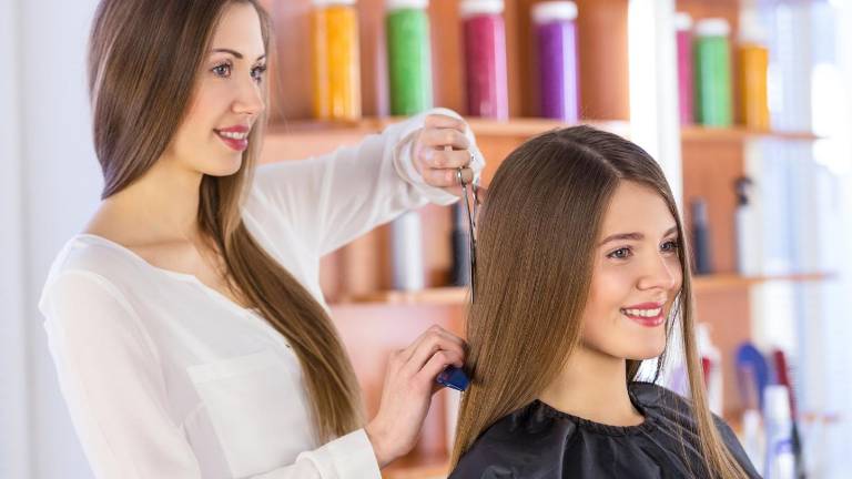 Calendario lunar de agosto de 2026: las mejores fases para cortarte el cabello y potenciar su crecimiento