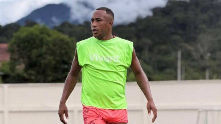 Jhon Perlaza, futbolista ecuatoriano