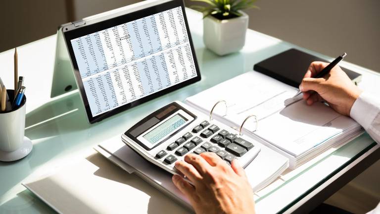 Proveedores de sistemas de facturación electrónica en Ecuador deberán registrarse ante el SRI