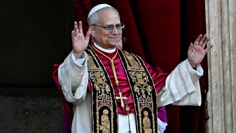 León XIV, el primer Papa estadounidense, hizo un llamado a la paz y a 'construir puentes'