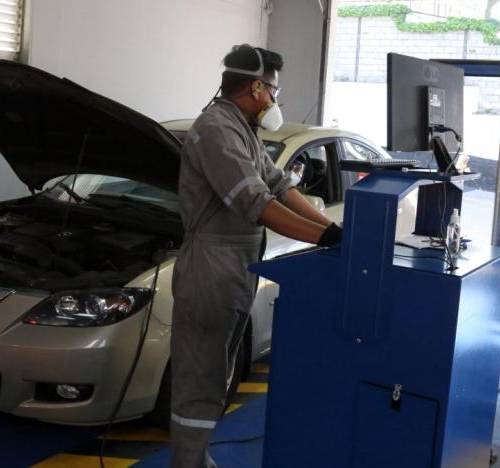 Ciudadanos denunciaron cobros de la CEM Vial a vehículos fuera de Manabí.