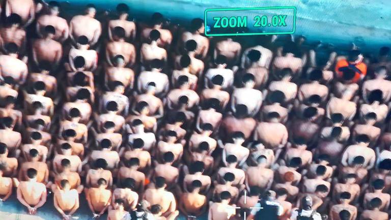 Militares y policías retoman el control en las cárceles: difunden imágenes dentro de la Penitenciaría