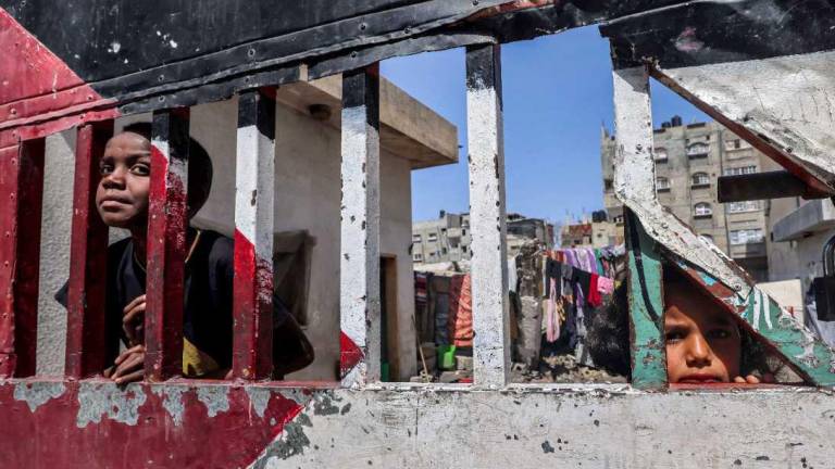 Niños entre escombros: los desafíos educativos en Gaza