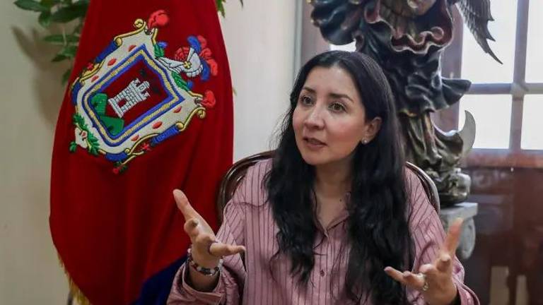 Fotografía que muestra a la secretaria general de Seguridad Ciudadana y Gestión de Riesgos del Municipio de Quito, Carolina Andrade.