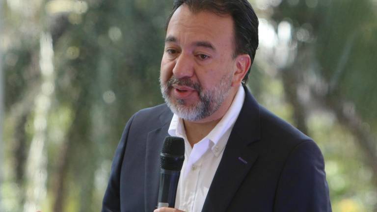 Pabel Muñoz anuncia que buscará la reelección y ratifica su apoyo a Marcela Aguiñaga