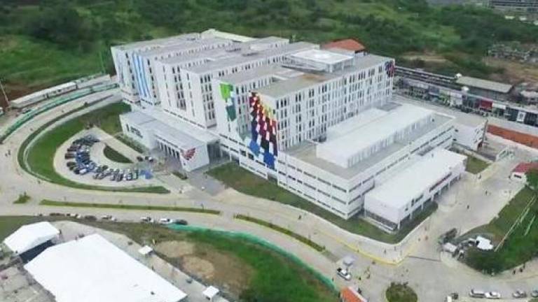 ¿Los hospitales de la red de salud pública están trabajando al 100% de su capacidad?