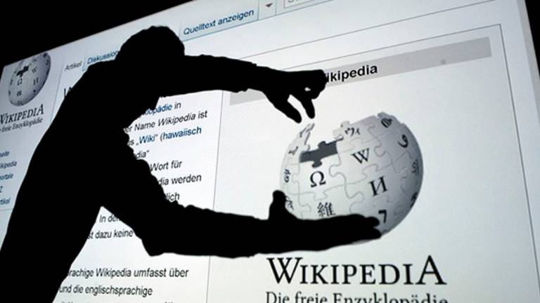 Wikipedias apagadas hoy en contra directiva de la UE