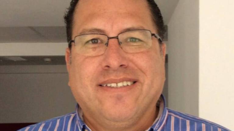 Perú: Periodista le dice "baboso" a ministro por rechazar racismo