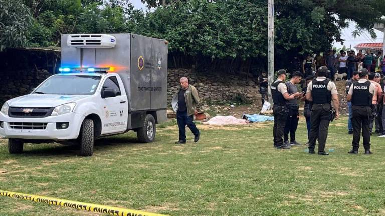 Sicarios irrumpen en partido de fútbol y matan a tres personas en Pasaje, El Oro