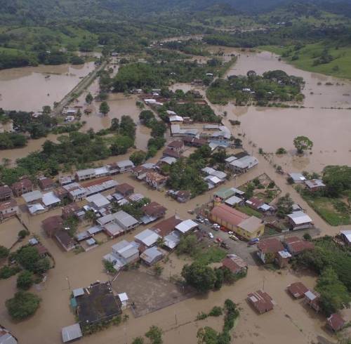 Inundaciones provocadas por fuertes lluvias.