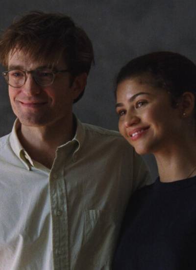 Robert Pattinson ofrece una interpretación contenida pero profundamente expresiva, que Zendaya logra equilibrar intensidad y vulnerabilidad.