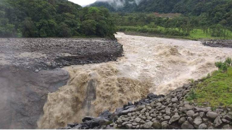 Gobierno anuncia trabajos para mitigar erosión de río que amenaza sector petrolero y eléctrico