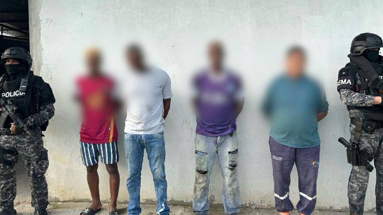 Policía descubre una camaronera que era utilizada para ocultar armas de fuego de 'Los Tiguerones'