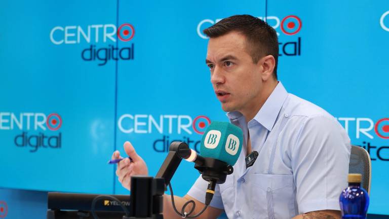 Fotografía del mandatario ecuatoriano Daniel Noboa durante una entrevista en Radio Centro.