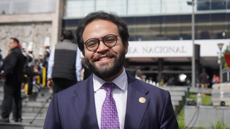 Edgar Lama asume las riendas del IESS.